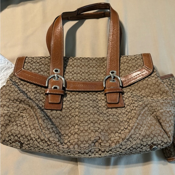 Matching Coach purse and wallet - Picture 7 of 7